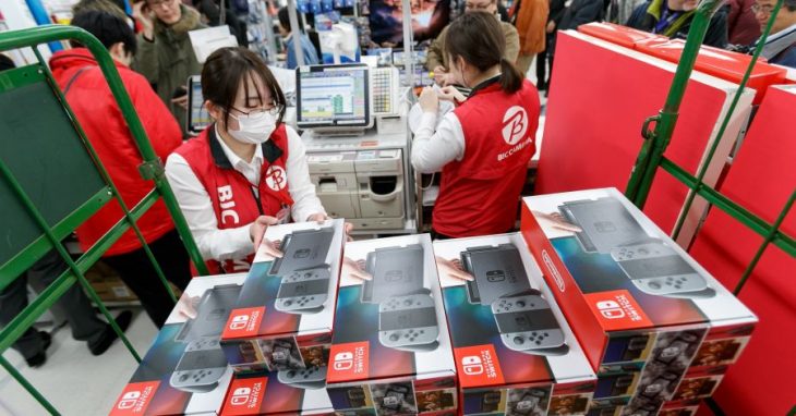 switch outsells ps4