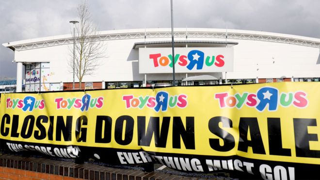 Toys R Us closing down